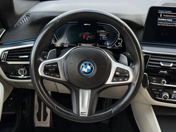 2021 BMW 530e — Miniatură 8
