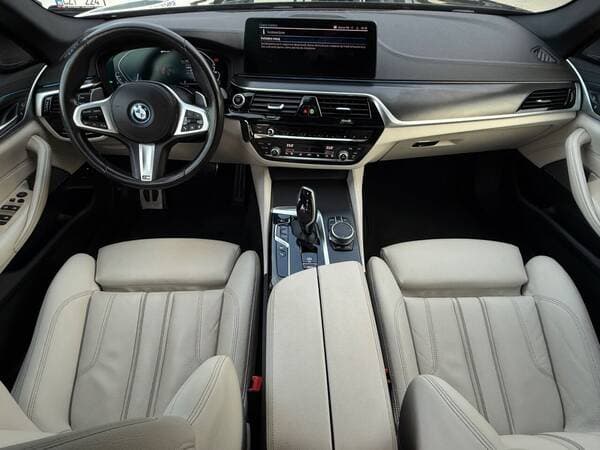 2021 BMW 530e — Miniatură 7