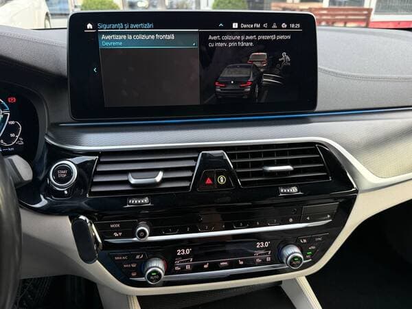 2021 BMW 530e — Miniatură 10