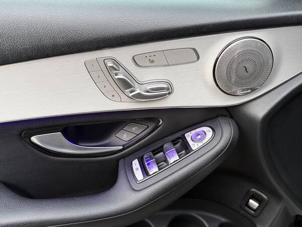 2019 Mercedes GLC 300 — Miniatură 14