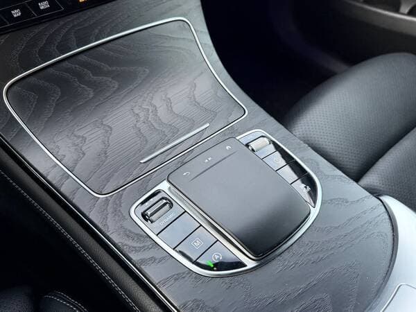 2019 Mercedes GLC 300 — Miniatură 11