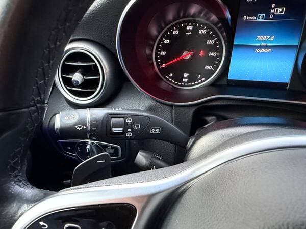 2019 Mercedes GLC 300 — Miniatură 19