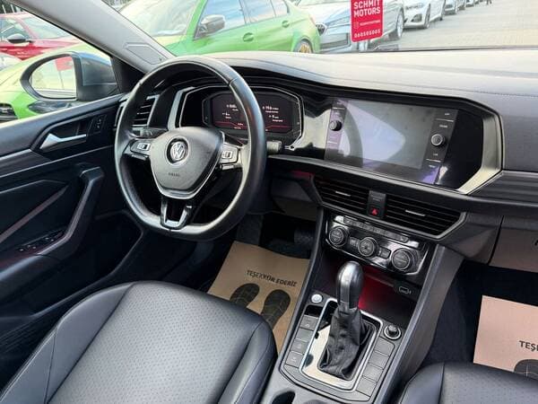 2018 Volkswagen Jetta — Miniatură 11