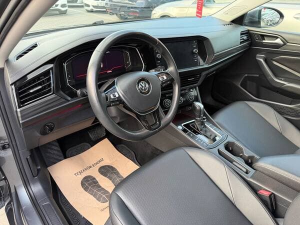 2018 Volkswagen Jetta — Miniatură 7