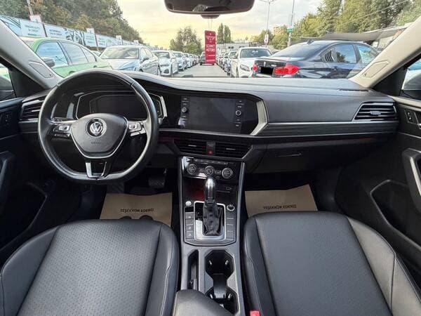 2018 Volkswagen Jetta — Miniatură 9