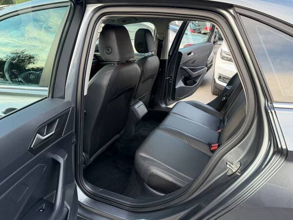 2018 Volkswagen Jetta — Miniatură 18