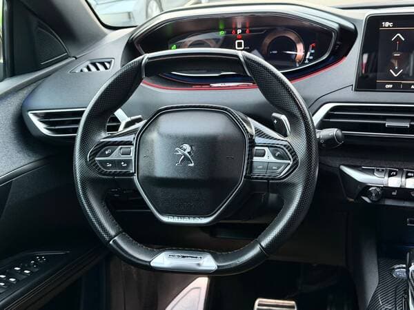 2018 Peugeot 5008 — Miniatură 10