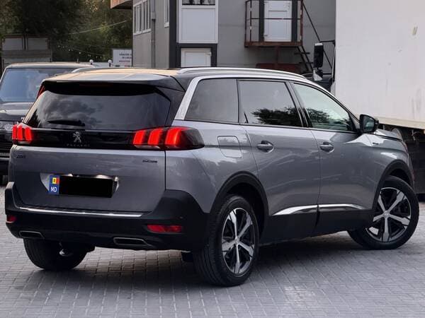 2018 Peugeot 5008 — Miniatură 4
