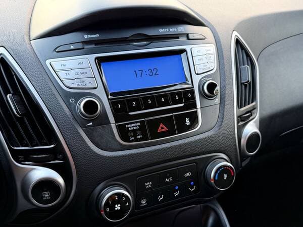 2013 Hyundai Tucson — Miniatură 10