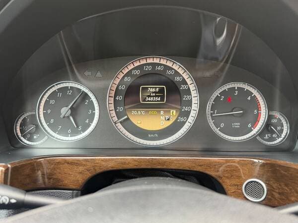 2012 Mercedes E-Class — Miniatură 9