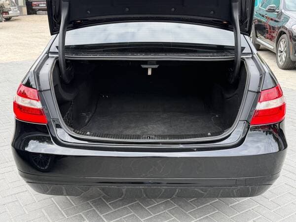 2012 Mercedes E-Class — Miniatură 17