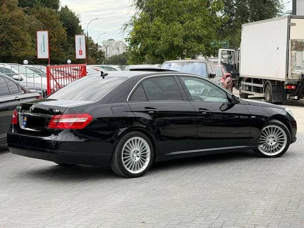 2012 Mercedes E-Class — Miniatură 3