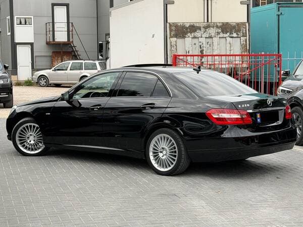 2012 Mercedes E-Class — Miniatură 4