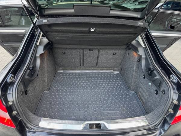 2009 Skoda Superb — Miniatură 18