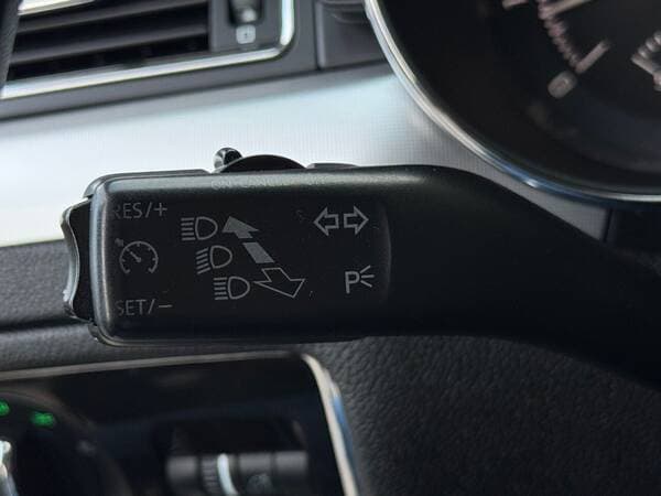 2009 Skoda Superb — Miniatură 15