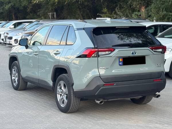 2022 Toyota Rav-4 — Miniatură 3