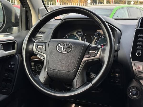 2022 Toyota Land Cruiser Prado — Miniatură 9
