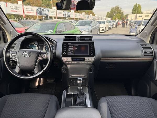 2022 Toyota Land Cruiser Prado — Miniatură 11