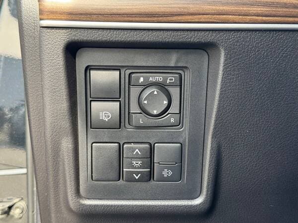 2022 Toyota Land Cruiser Prado — Miniatură 17