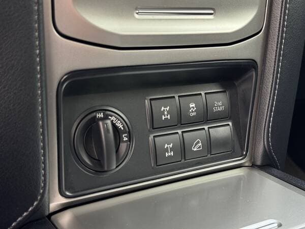2022 Toyota Land Cruiser Prado — Miniatură 15