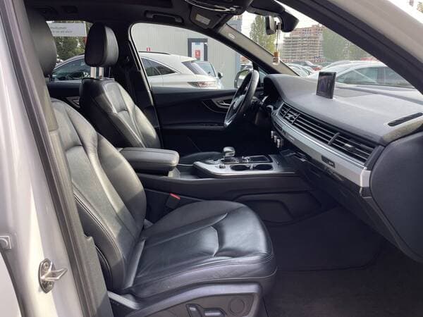 2019 Audi Q7 — Miniatură 8