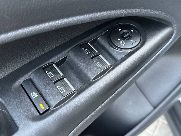 2016 Ford Tourneo Connect — Miniatură 15