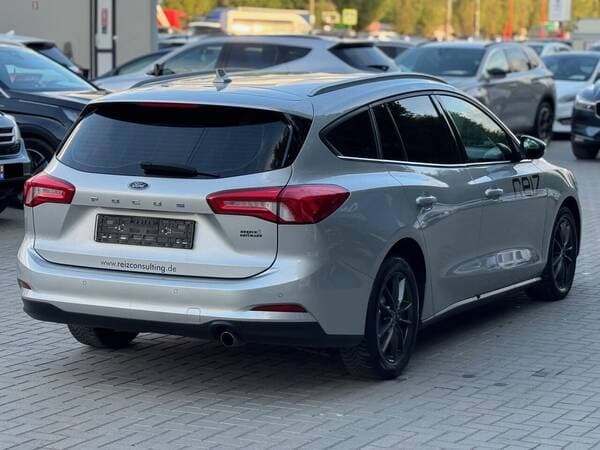 2018 Ford Focus — Miniatură 3