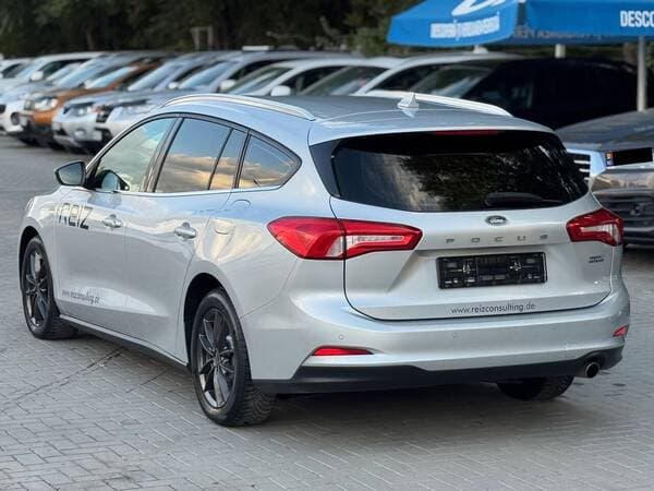 2018 Ford Focus — Miniatură 4