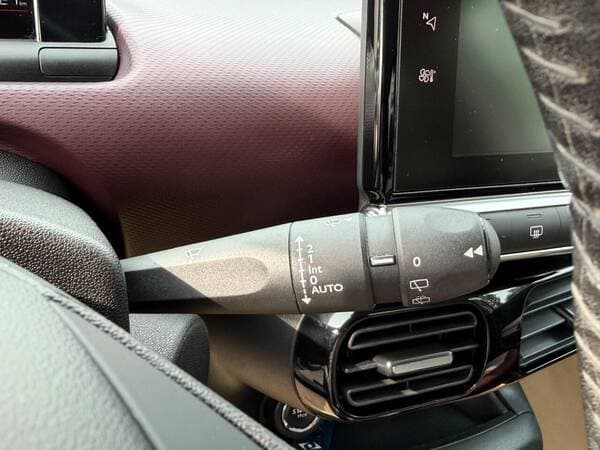 2018 Citroen C4 Cactus — Miniatură 15