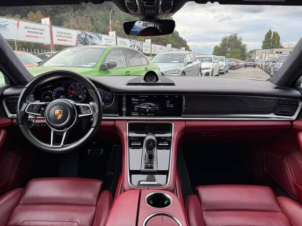 2017 Porsche Panamera — Miniatură 11