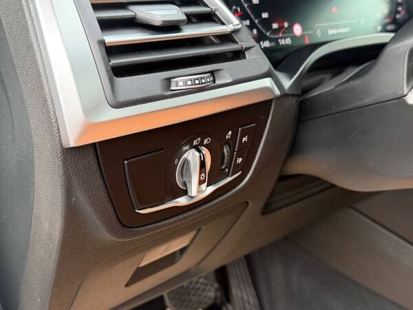 2022 BMW X3 3.0i — Miniatură 15