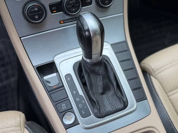2016 Volkswagen Passat CC — Miniatură 13