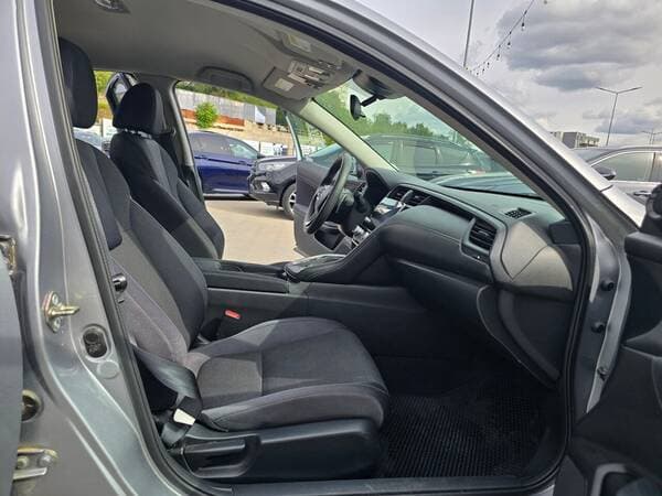 2020 Honda Insight — Miniatură 7