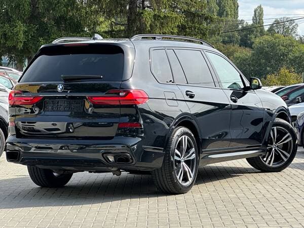 2021 BMW X7 — Miniatură 3