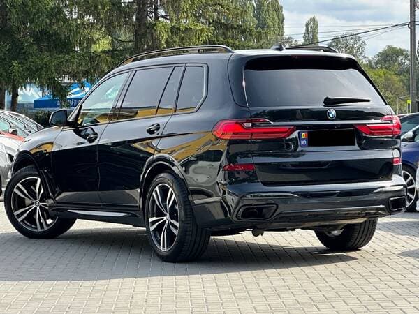 2021 BMW X7 — Miniatură 4