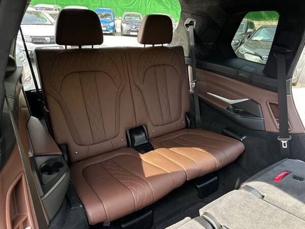 2021 BMW X7 — Miniatură 19