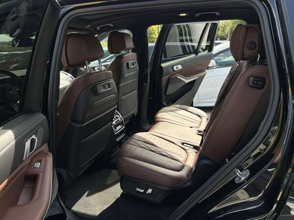 2021 BMW X7 — Miniatură 17