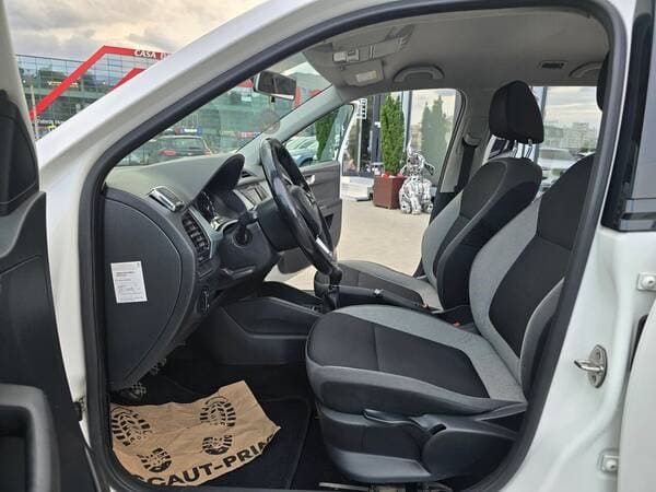 2015 Skoda Fabia — Miniatură 5