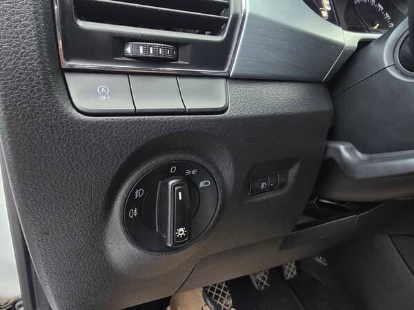 2015 Skoda Fabia — Miniatură 13