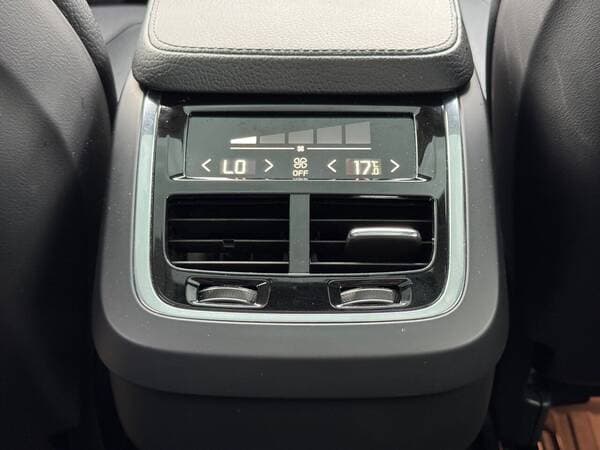 2015 Volvo XC 90 — Miniatură 19
