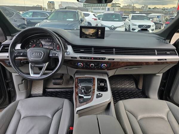2017 Audi Q7 — Miniatură 9