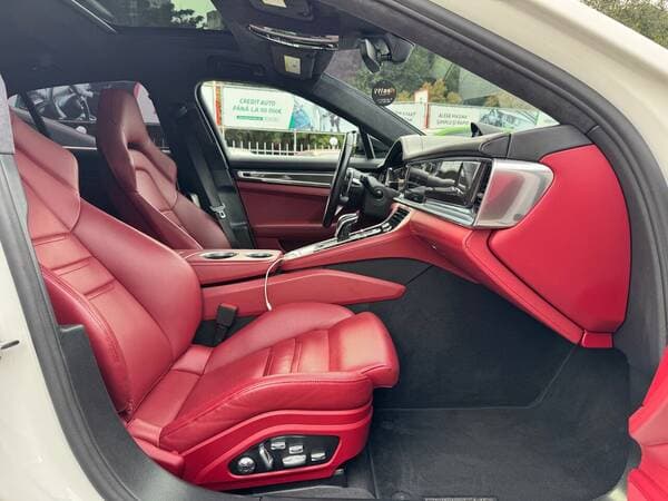 2019 Porsche Panamera GTS — Miniatură 9