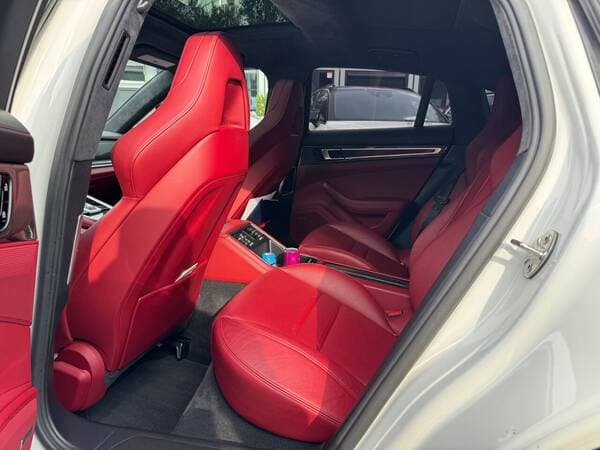 2019 Porsche Panamera GTS — Miniatură 22