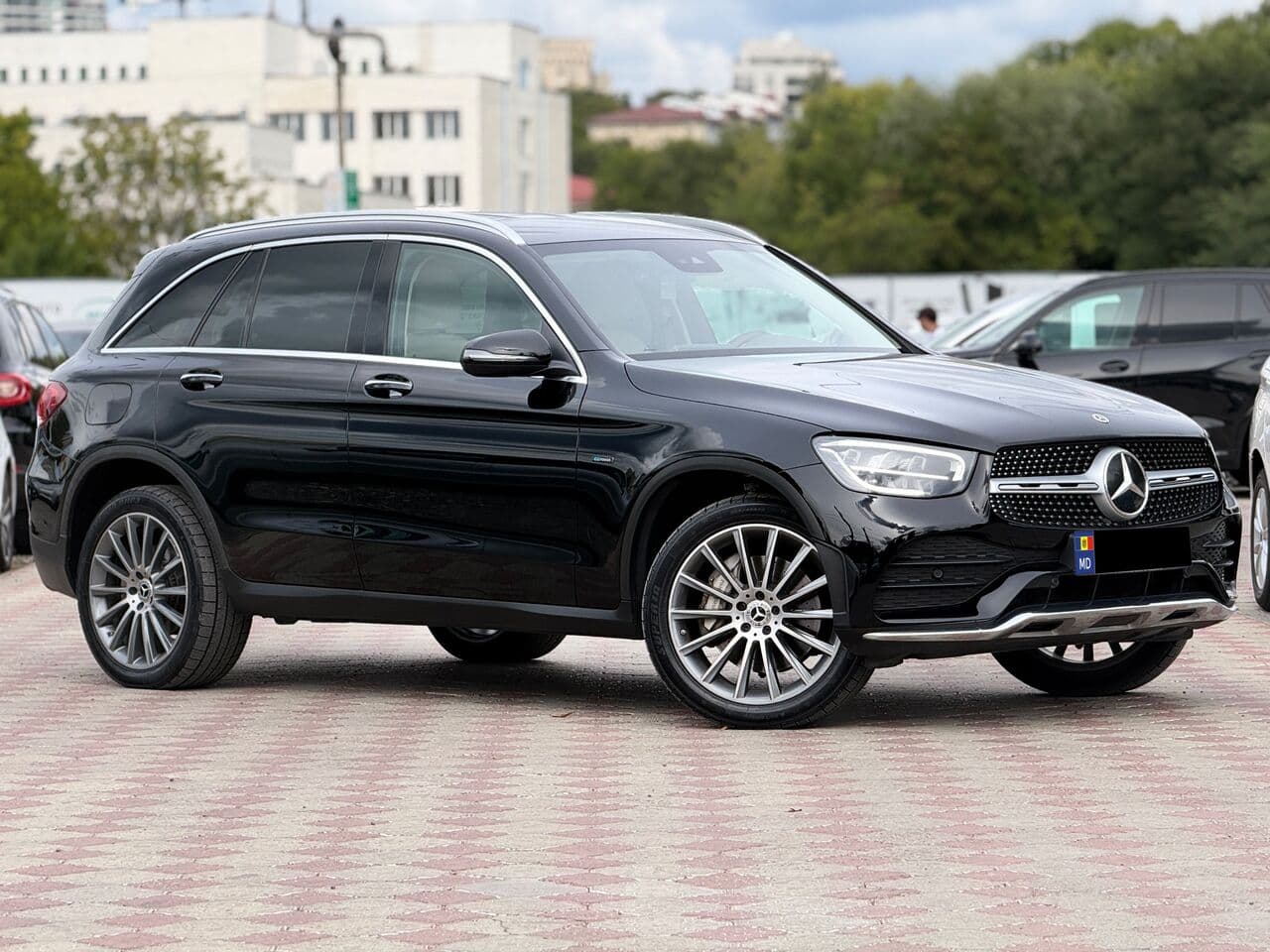 2021 Mercedes GLC 300de — Foto 1