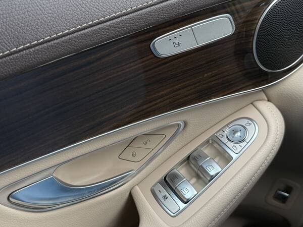 2021 Mercedes GLC 300de — Miniatură 16