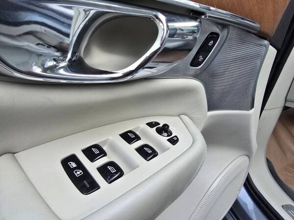 2016 Volvo XC 90 — Miniatură 15