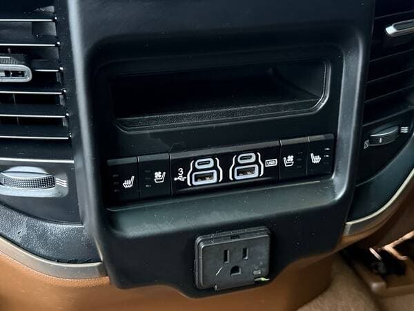 2019 Dodge RAM — Miniatură 25