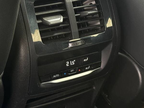 2022 BMW X3 3.0i — Miniatură 21