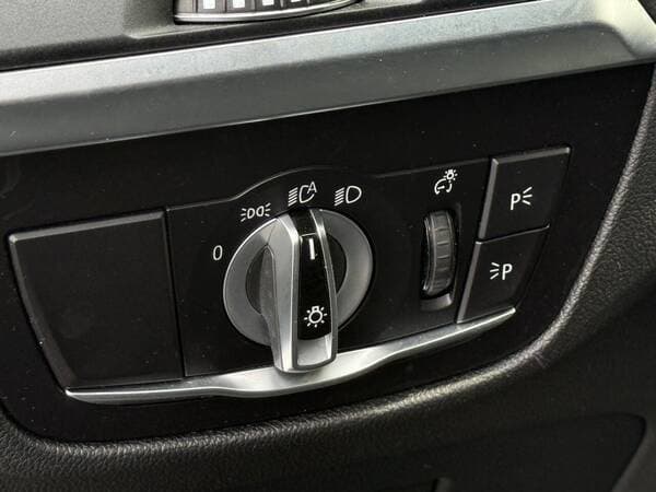 2022 BMW X3 3.0i — Miniatură 18