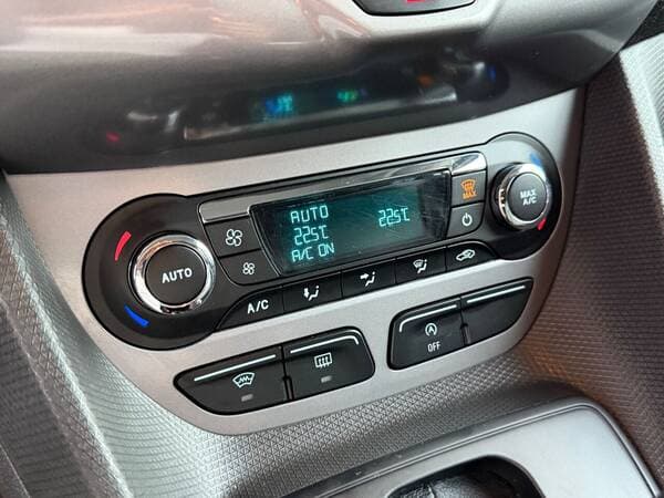 2016 Ford Tourneo Connect — Miniatură 11